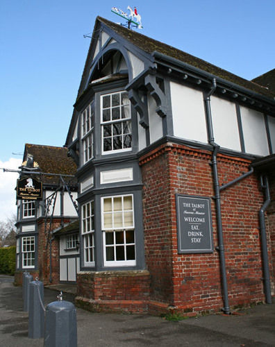 The Talbot And Apartment Iwerne Minster Zewnętrze zdjęcie